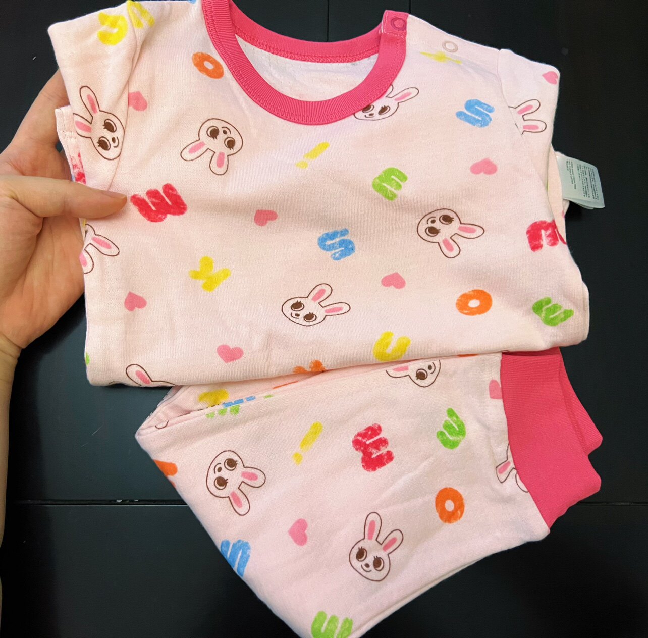 부드럽고 포근한 일본식 아동 잠옷 가을 겨울 남아 및 여아를 위한 귀여운 면 토끼와 곰 프린트의 부드러운 속옷 세트