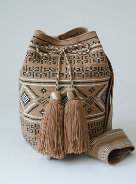 哥仑比亚WAYUU部落手工编织包瓦尤包单股大号金线卡其蓝白文艺