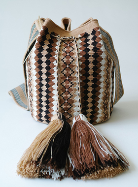 哥仑比亚WAYUU部落手工编织瓦尤包水桶包单股大号米咖小菱薯条