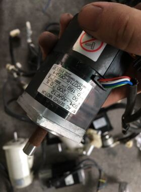 SGM-A5AF12 安川伺服电机 现货 专业销售维修一体化