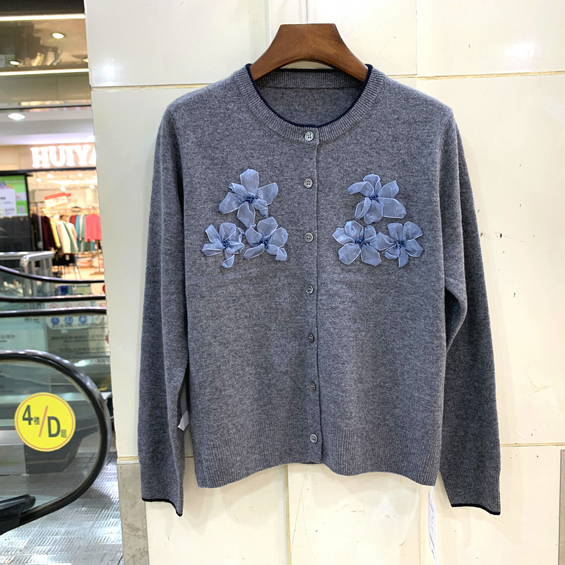 180-8650欧洲站秋装2025圆领立体花卉单排扣羊毛羊绒针织衫开衫女