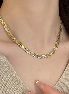 Choker necklace for women fashion silver colored short chain