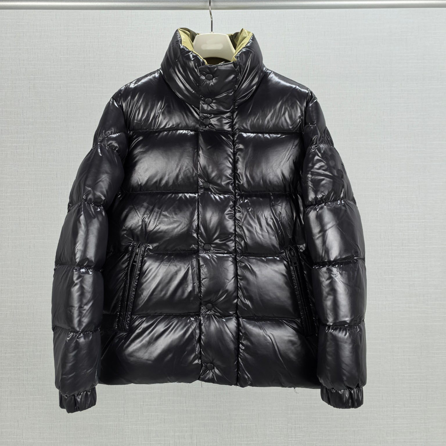 2025新款鹭蒙口砦立领短款羽绒服男加厚保暖亮面面包服白鹅绒外套
