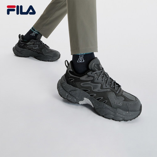 FILA斐乐男款厚底老爹鞋