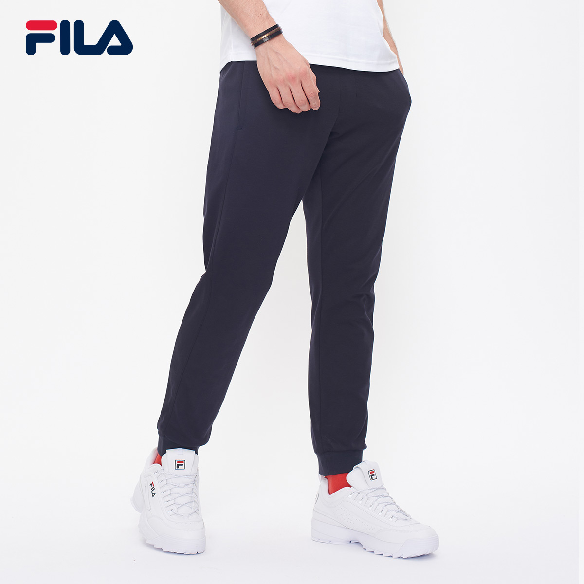 FILAì³ÀÖ³¤¿ãÄпã2018Çï¼¾ÐÂÆ·Í¸ÆøÐÝÏÐÔ˶¯¿ã³±Á÷ʱÉÐÊø¿Ú¿ãÄпã
