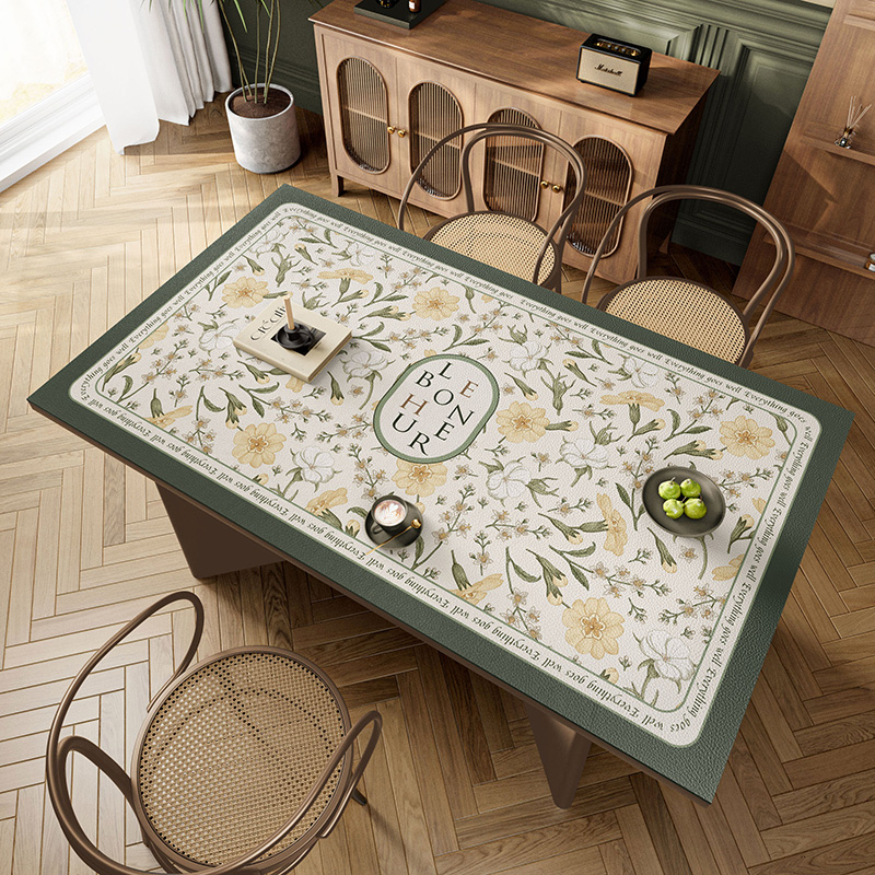 高级感皮革防水餐桌垫轻奢复古美式隔热防烫桌垫免洗防油茶几桌布