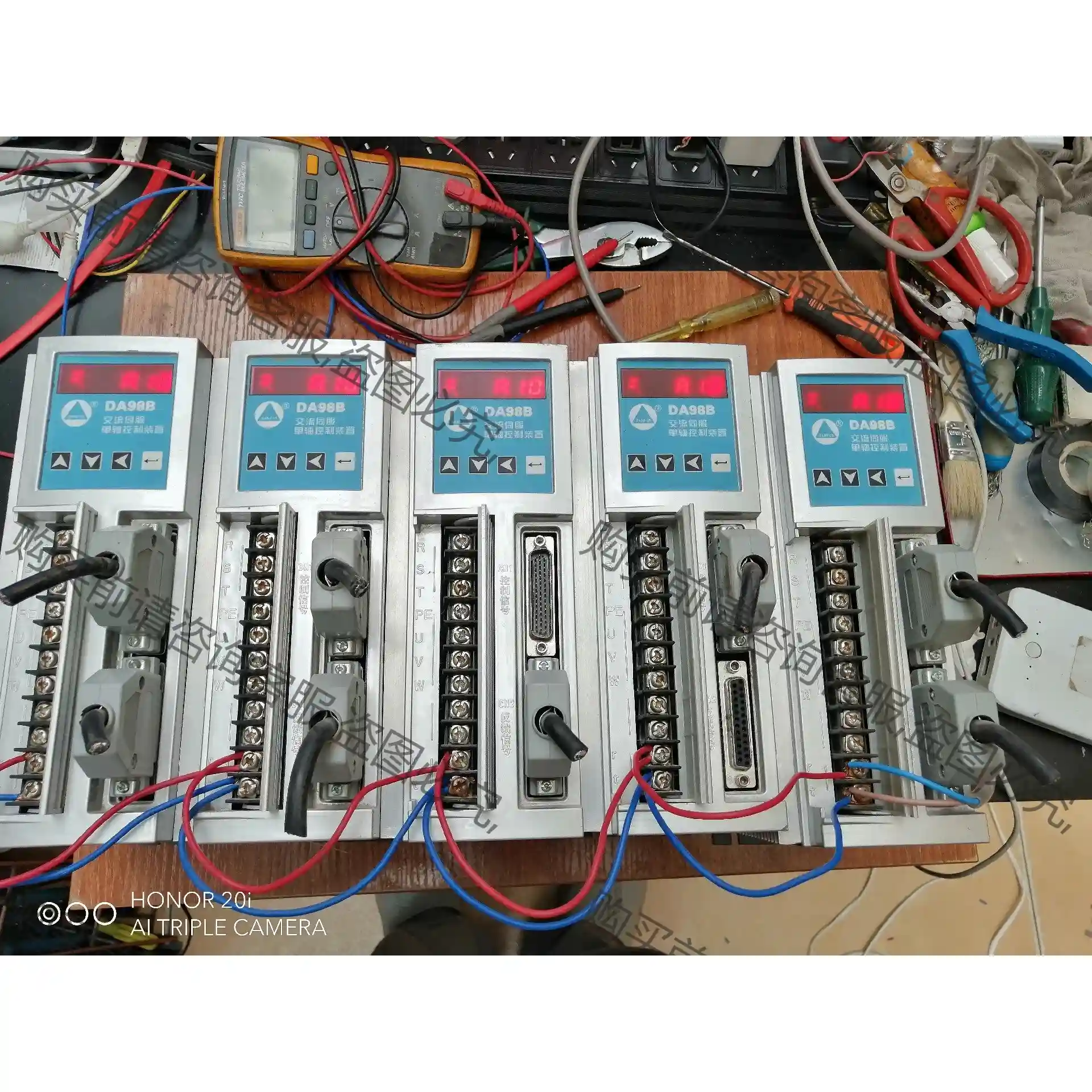 深圳丹佛伺服驱动器，DA98B-R1（400W、750W，拍 先议价 包上机好