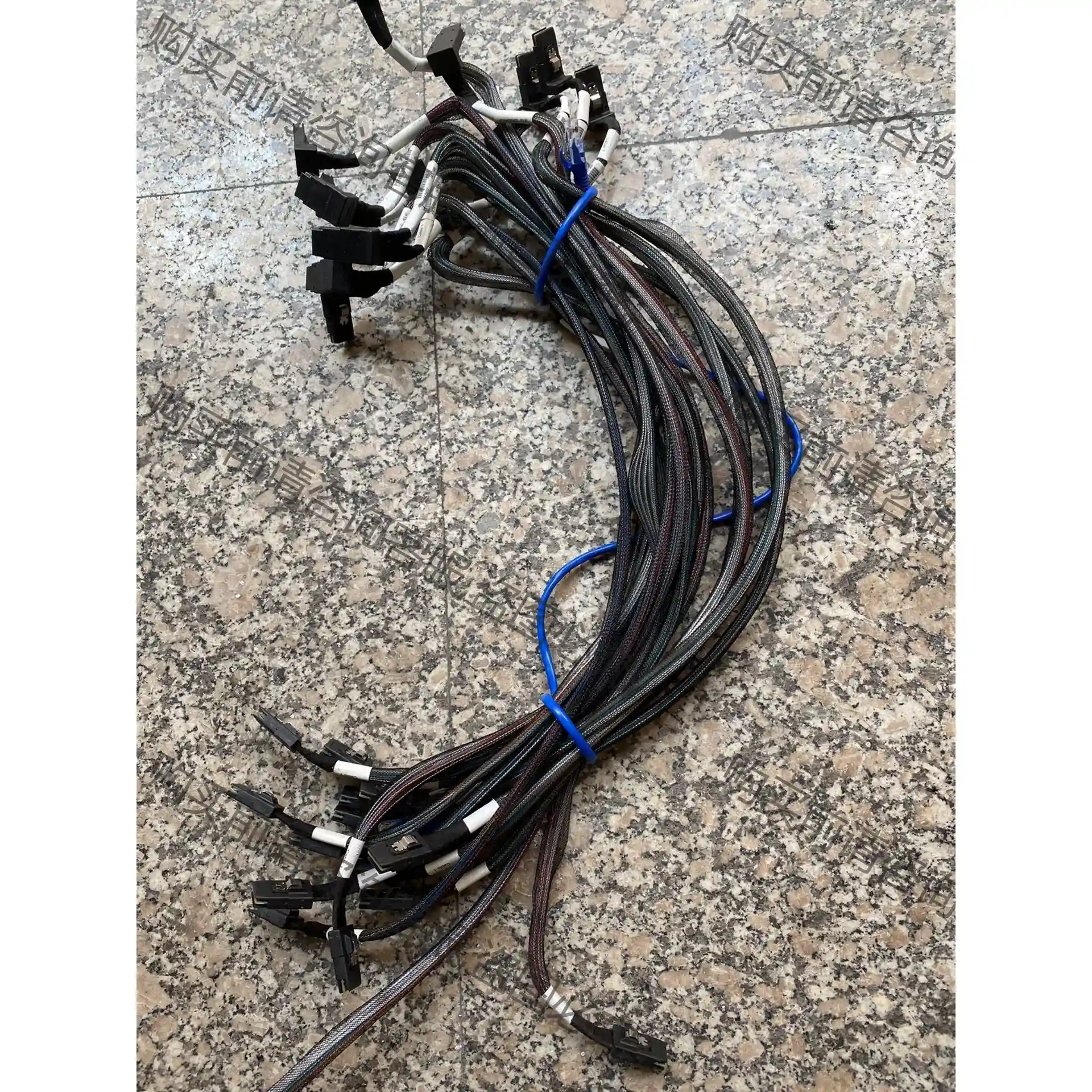 Sas硬盘链接线 8087-8087数据线 60-80cm 先议价 包上机好用