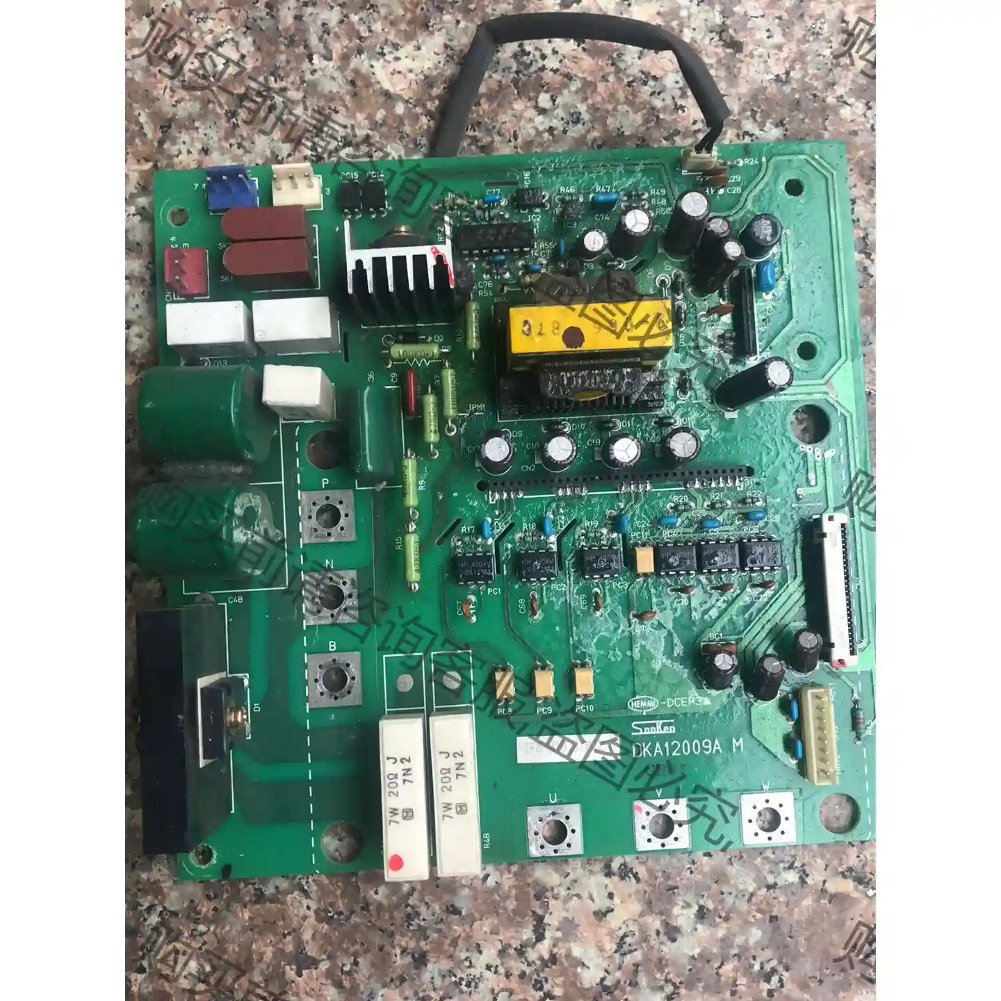 三垦变频器驱动板lFM-H18．5／P22。DKA1200 先议价 包上机好用