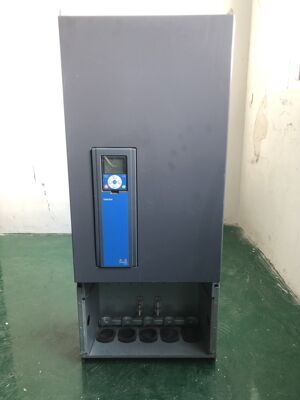 缺下盖板伟肯变频器 160KW 380V VACON0100-3L-0310-5+FL06 包好