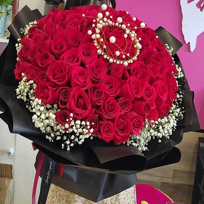 临沧市鲜花店生日束表白红玫瑰1临翔凤庆云县永德镇康双江沧源