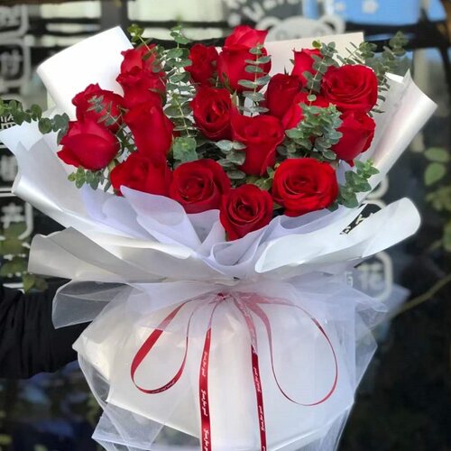乐山市鲜花店生日束表白红玫瑰平时金口河区犍为井研夹江沐川马边