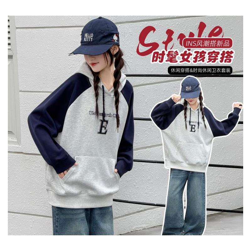 沐汐家 2026新款春秋韩系少女卫衣女童休闲百搭时尚连帽上衣加长