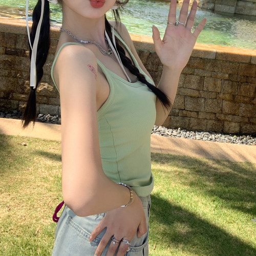 多巴胺纯色带胸美背吊带小背心女
