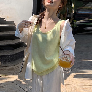 龙妹黄色V领棉麻吊带背心女夏外穿2026新款 宽松遮肚打底上衣 大码
