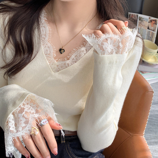 白色V领蕾丝打底衫女内搭2025秋季新款法式毛衣设计感针织小上衣