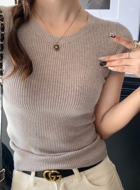 夏季薄款冰丝正肩T恤女2026年新款修身紧身上衣灰色针织短袖体恤