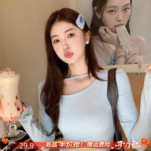 龙妹家 38焕新周 3月4号20点上新 限时半价蓝色斜肩长袖T恤小上衣