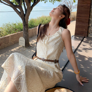 杏色法式收腰连衣裙女2026夏爆款绝美海边度假气质高级小个子长裙