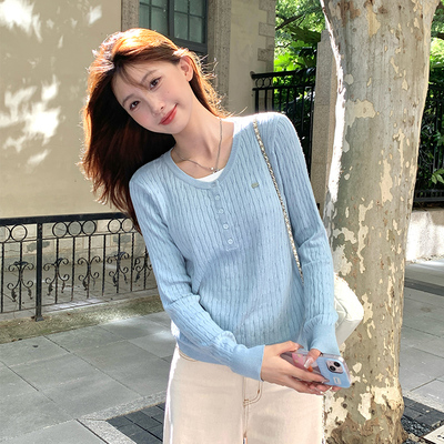 蓝色圆领针织衫长袖上衣女打底衫
