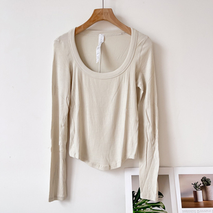 Hold Tight 女紧身剪裁低圆领长袖T恤 高弹力修身低领瑜伽服上衣