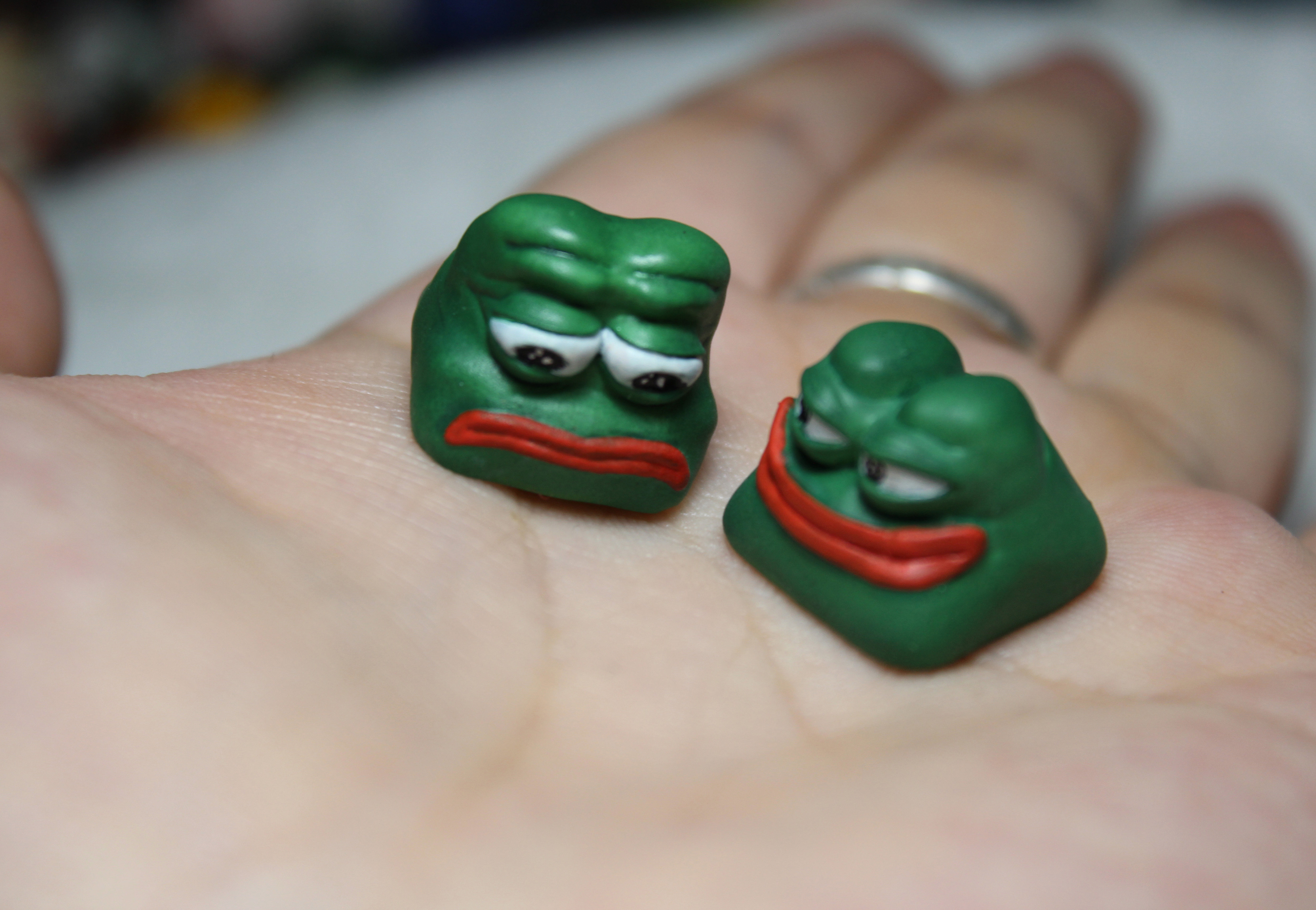 KIWI个性键帽悲伤蛙pepe创意树脂键帽卡通可爱键盘女友礼物,个性定制/设计服务/DIY,其他数码配件定制,淘宝优惠券,粉丝福利购,淘宝优惠卷