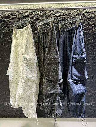 LATTE正版夏季新款 宽松慵懒碎花工装裤阔腿裤女