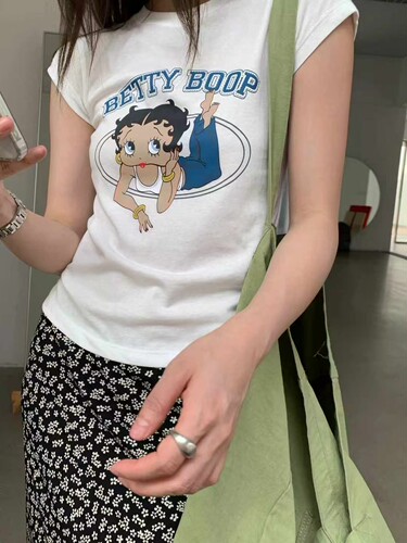 BELLATAG正版夏季新款 很舒服的图案可爱修身弹力短袖T恤女