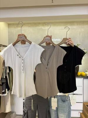 LQ LIMCIAO正版夏季新款 后背漏腰纯色V领紧身弹力短袖T恤女