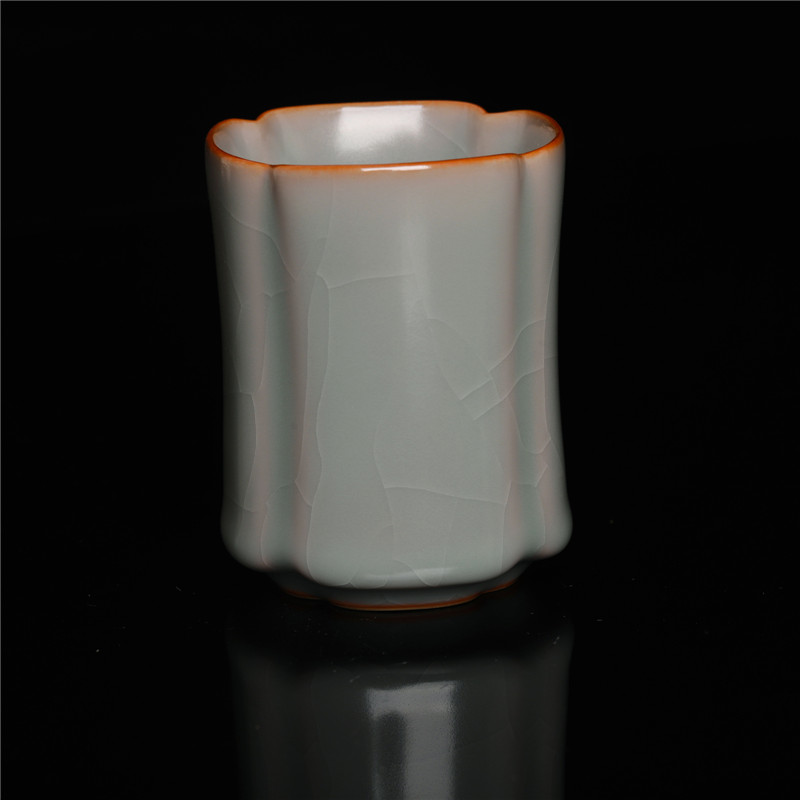 台湾柏采窑主何柏辉亲名证书款汝窑手握茶杯汝瓷开片品茗主人杯