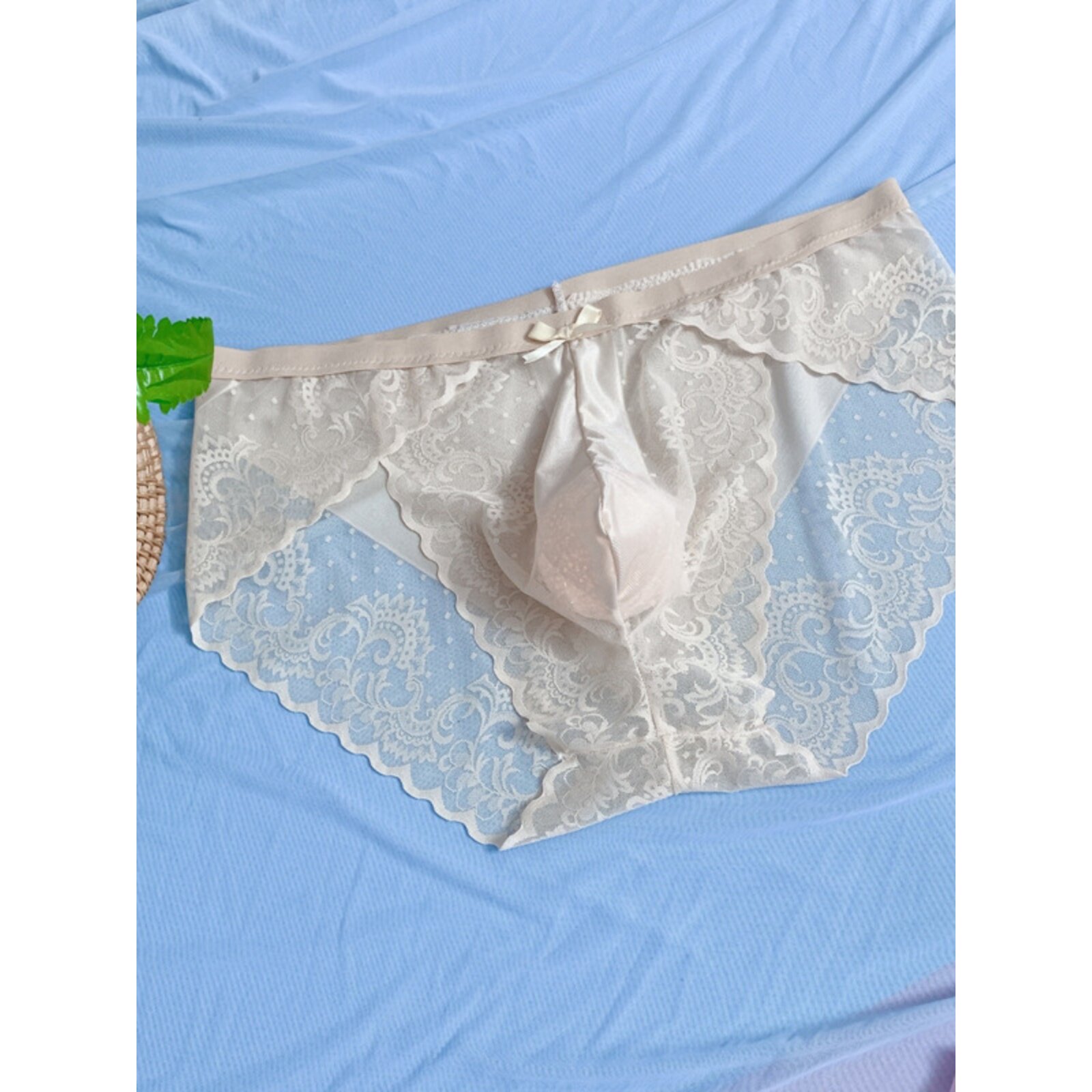 男士蕾丝三角内裤男穿款200斤大码透明透视性感无痕囊袋弹力紧身