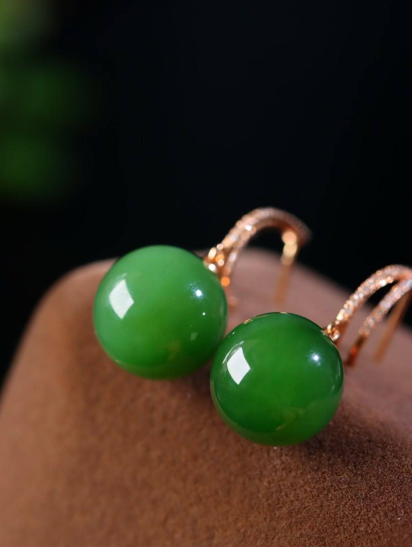 天然碧玉圆珠耳坠18K金镶嵌和田玉菠菜绿耳钩耳环经典百搭女耳饰,珠宝/钻石/翡翠,耳饰,淘宝优惠券,粉丝福利购,淘宝优惠卷