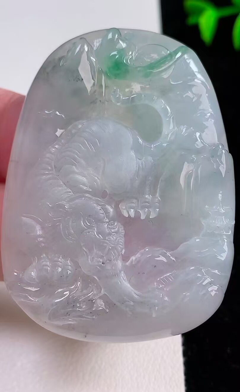 虎牌缅甸天然翡翠A货玉石挂件精雕老坑冰种翡翠坠 男女生肖玉佩虎