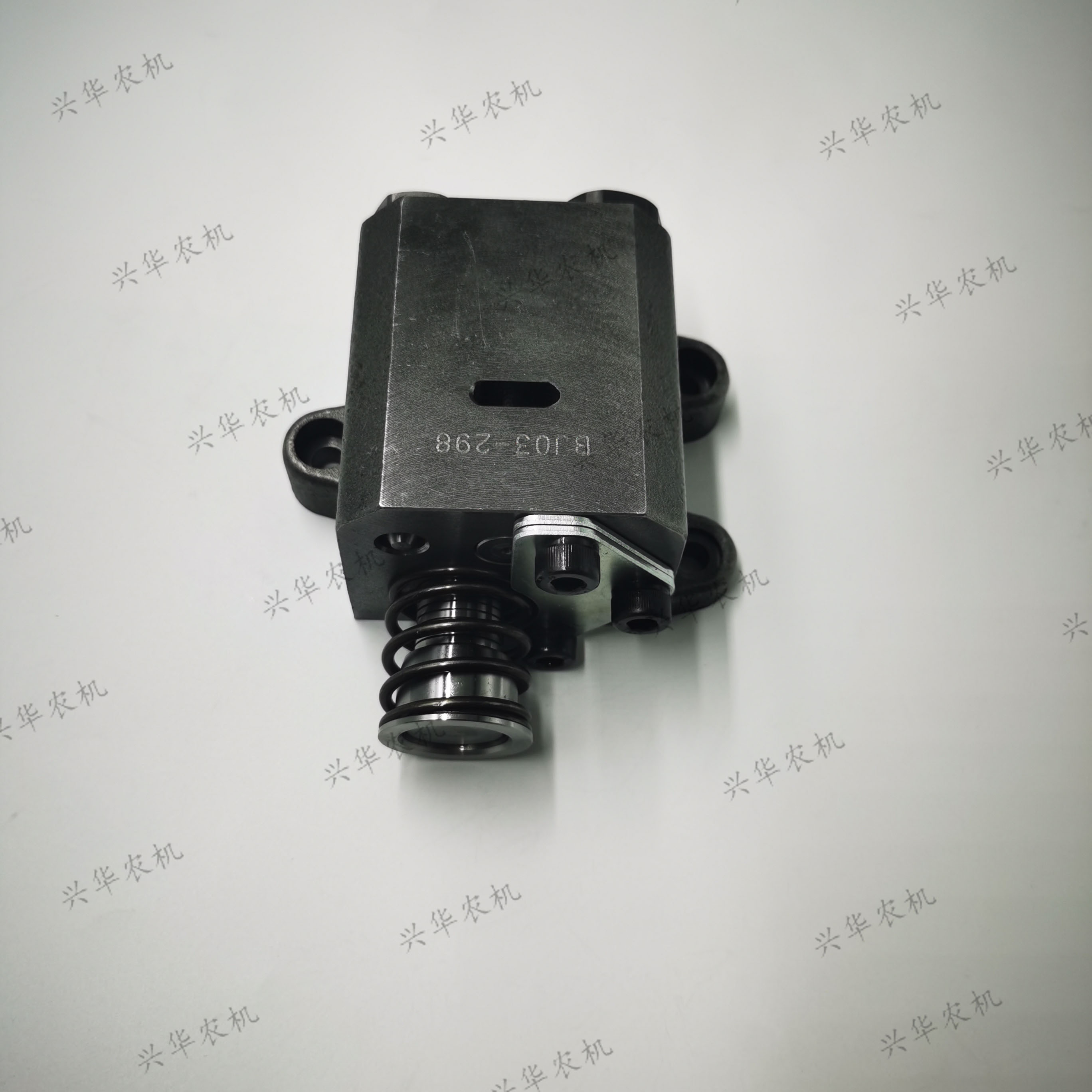 乐星ls704/804/1004拖拉机液压升降控制阀40030267分配器阀 原厂