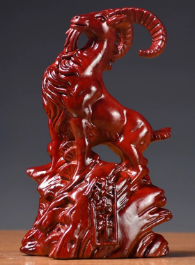 实木红色领头羊摆件花梨木雕刻十二生肖羊工艺礼品客厅办公装饰品