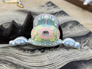 博物馆文化创意清代月白暗花绸串学士盔文创金属磁吸状元帽冰箱贴