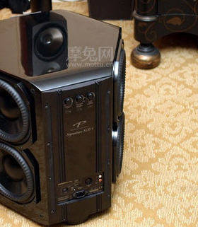 世界名炮百里登旗舰有源低音炮