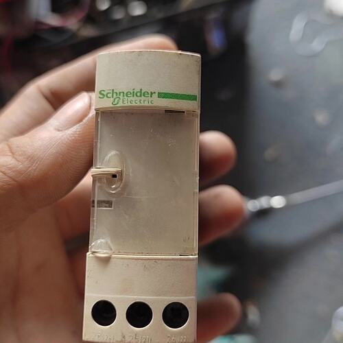 议价相序继电器RM4-TG20RM4-TR32RM4-TR31