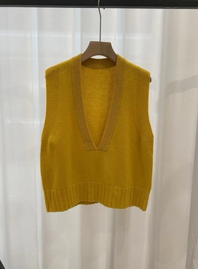 Cashmere vest 深V领设计正红色重磅针织羊绒背心马甲女