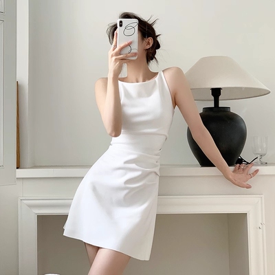 法式简约白色一字肩吊带小礼服
