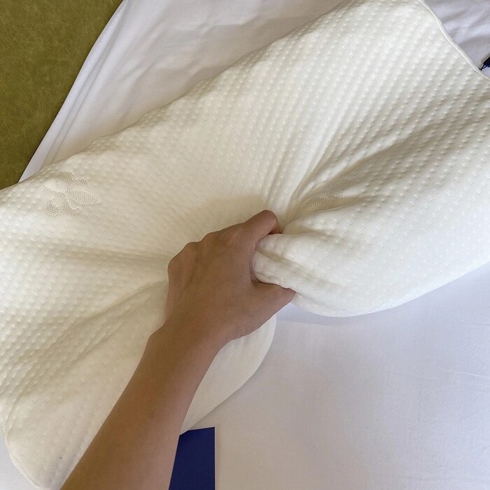 抗菌防螨单人乳胶记忆枕