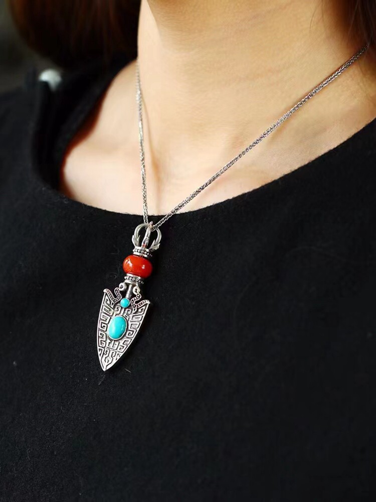 천연 광석 높은 도자기 블루 청록색 남부 레드 펜던트 다이아몬드 칼 마술 도구 커플 스타일로 상감