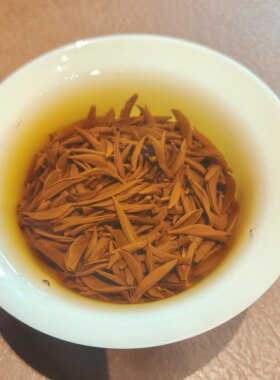 金俊眉红茶果香蜜韵品鉴