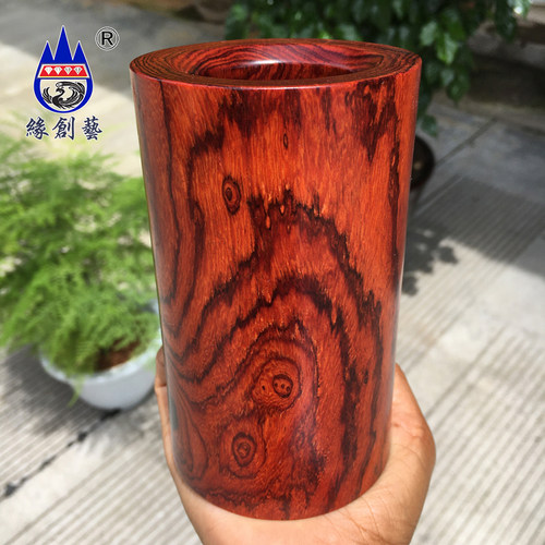 大红一物一图整木料料鬼脸纹笔筒