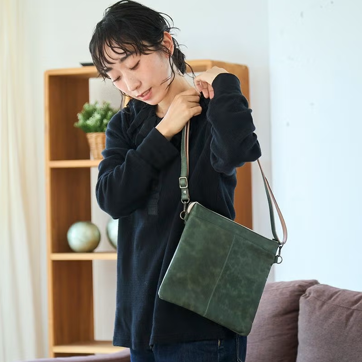 日本制kanmi. fuwari Slim牛皮单肩包两用复古职人纯手工B25-49