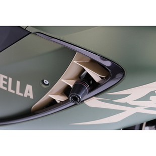 日本AELLA 适用SUZUKI铃木 GSX1300R 隼 车身保护防摔球护杠 吉村