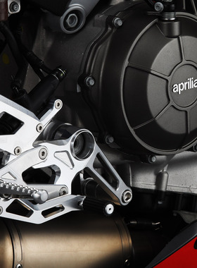 日本 AELLA APRILIA 阿普利亚 RS660 升高后移脚踏杆总成