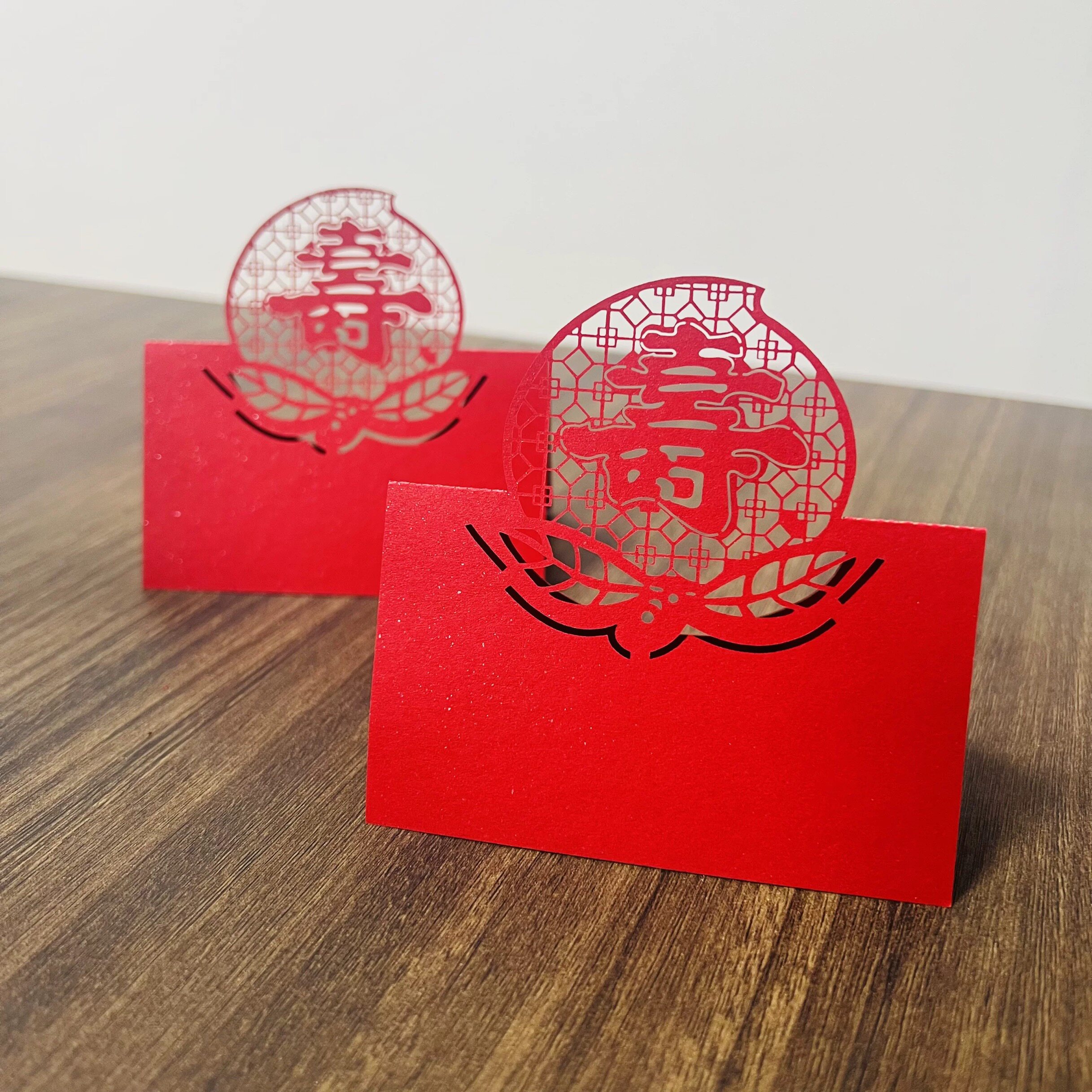 镂空中式红色寿字席位卡寿宴立体桌卡生日手写姓名卡座位卡定制