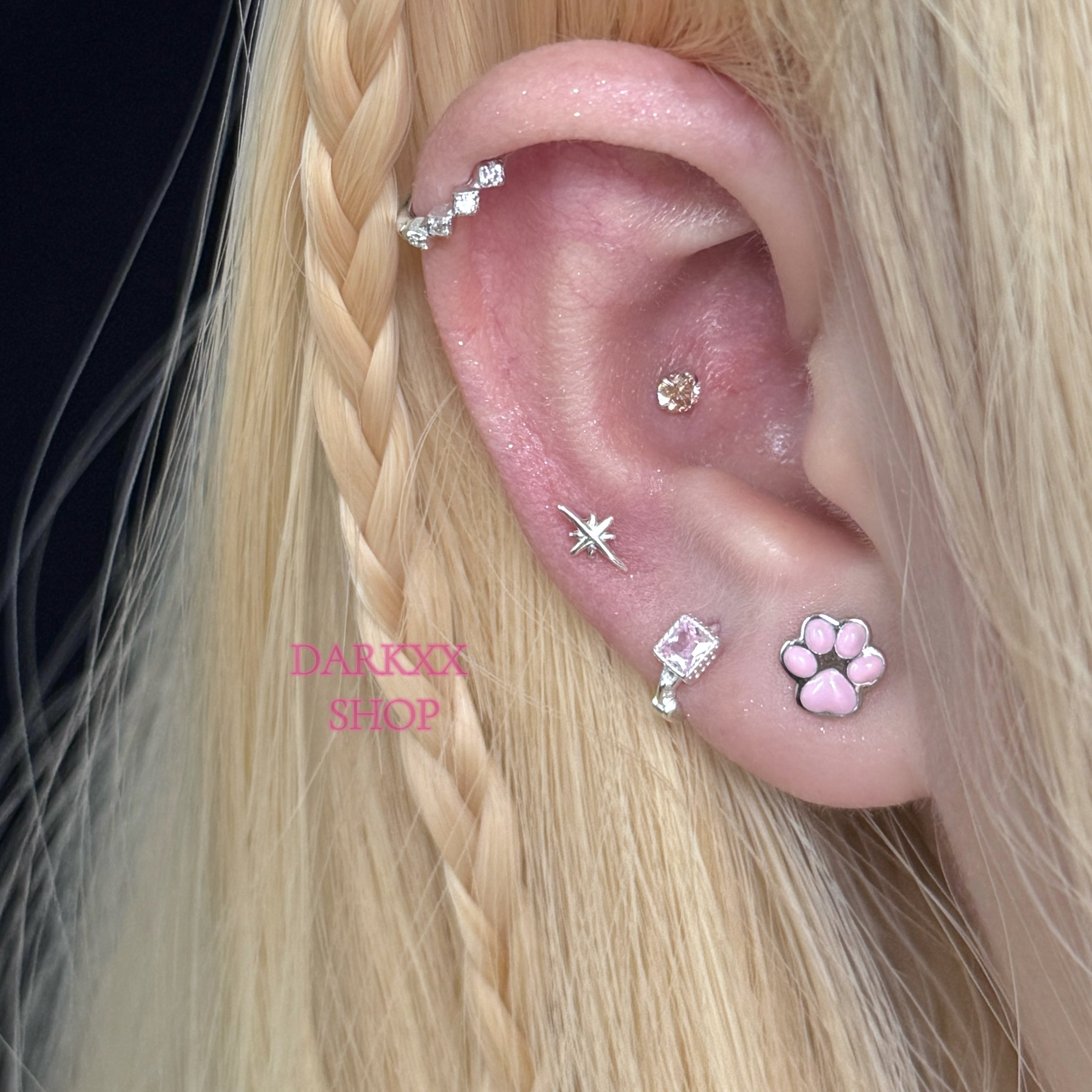 嫩心儿/甜酷少女感可爱粉色嘟嘟小猫爪印S925银螺丝拧耳钉DARKXX,饰品/流行首饰/时尚饰品新,银饰耳饰,淘宝优惠券,粉丝福利购,淘宝优惠卷