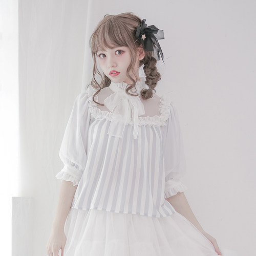 原创透明感燕尾灯笼袖衬衫